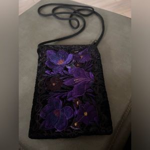 Vintage embroidered crossbody purse